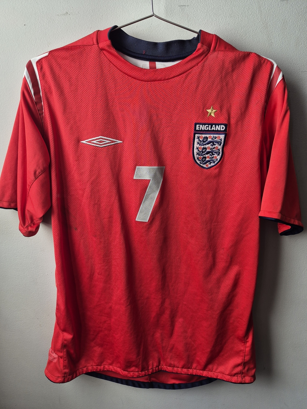 England #7 Red 2004-2006 Away Football Jersey by Umbro